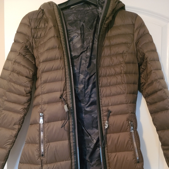 *NEW* Pajar Canada Down Puffer - Picture 2 of 5